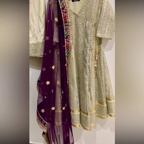 ASIM JOFA  Cream and Purple Embellished Dress - Picture 17 of 17
